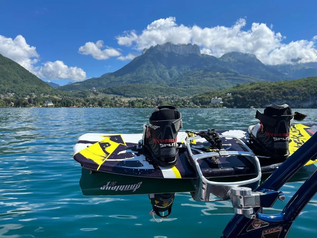 Appartement Entre Lac D'Annecy Et Montagnes, Golf Et Parapente A Pieds Talloires